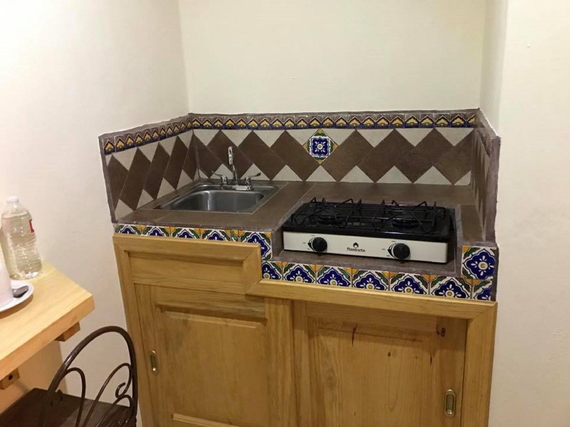 Hotel Adobe Y Teja Сан-Кристобаль-де-Ла-Касас Экстерьер фото