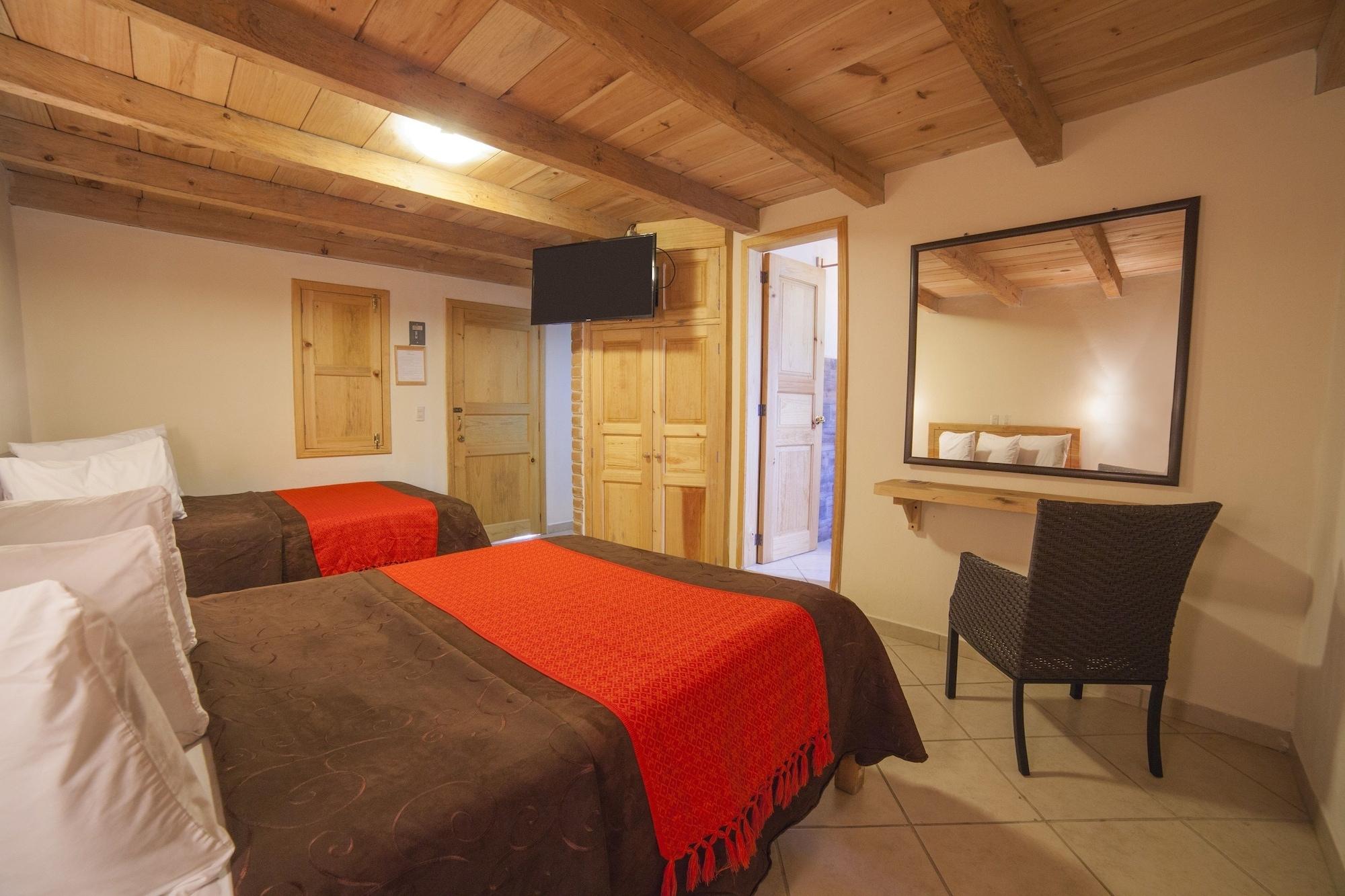 Hotel Adobe Y Teja Сан-Кристобаль-де-Ла-Касас Экстерьер фото