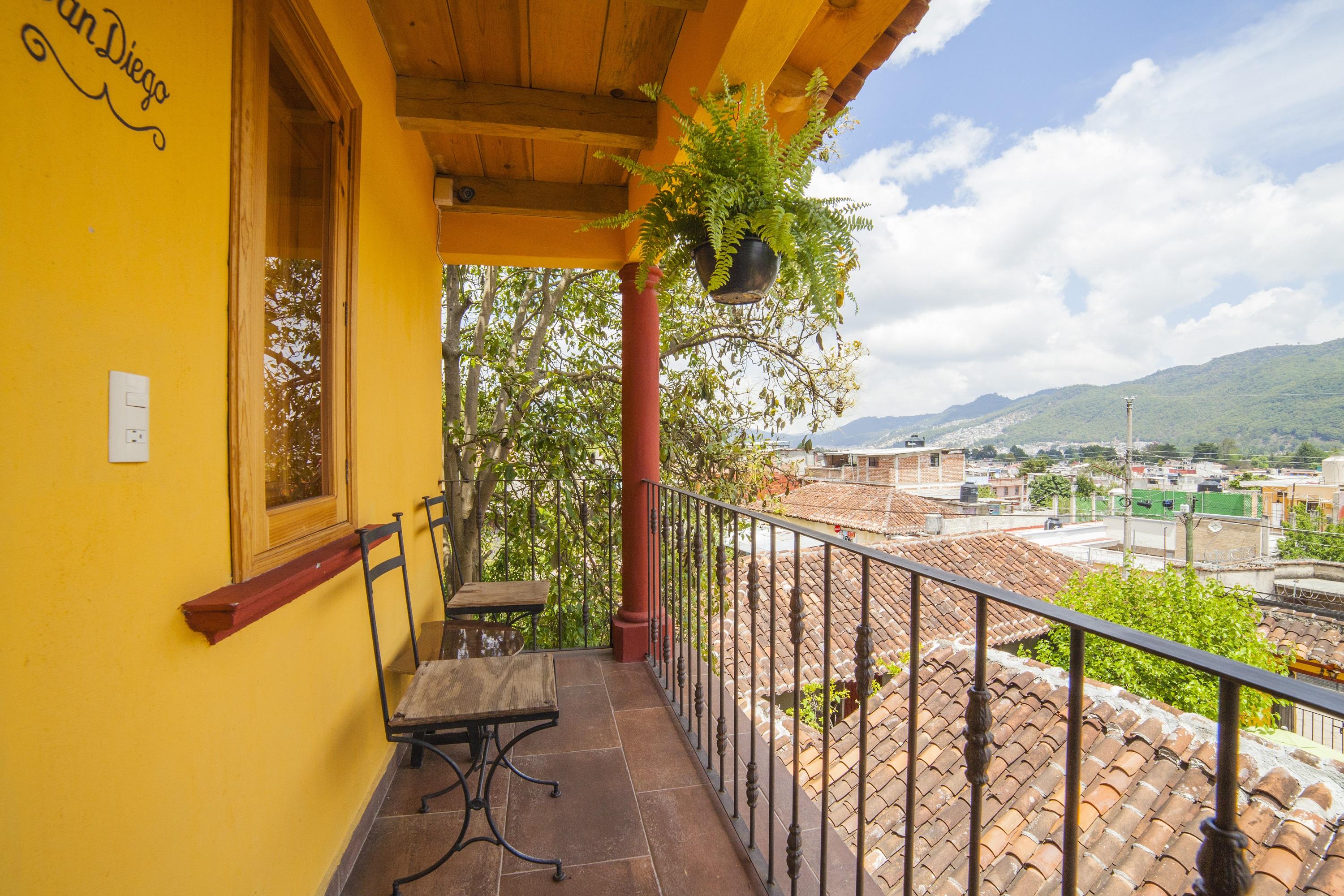 Hotel Adobe Y Teja Сан-Кристобаль-де-Ла-Касас Экстерьер фото